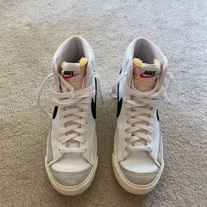 Nike Blazers White Womens size 6.5